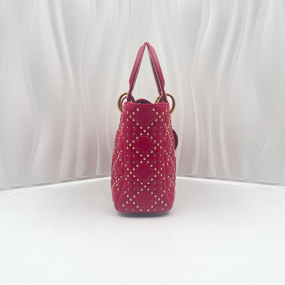DIOR Lady Dior Medium Bag Red Lambskin with Gold Studs - Picture 4 of 15